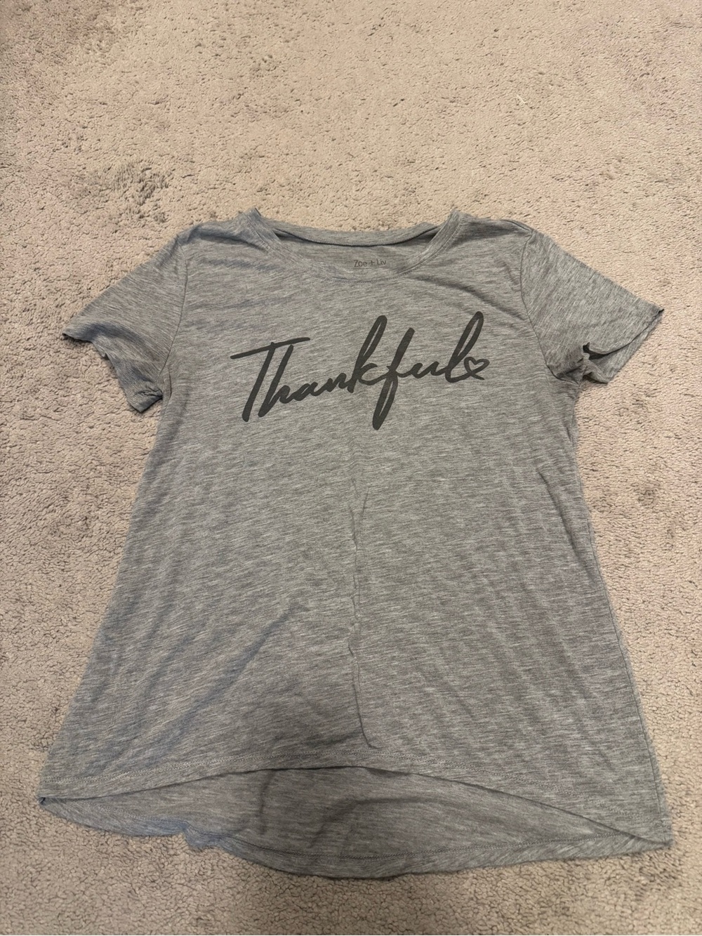 Zoe + Liv Gray 'Thankful' Script Short Sleeve Tee